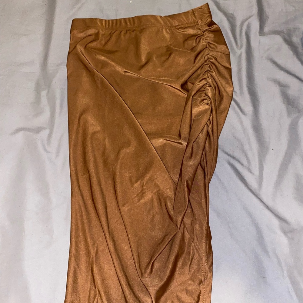 Brown skirt
